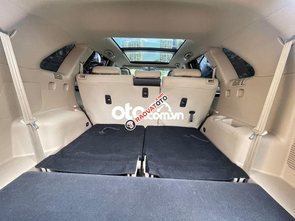 Cần bán Kia Sorento 2.4 sản xuất năm 2016, màu vàng còn mới-2