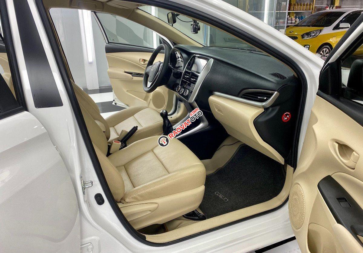 Cần bán Toyota Vios 1.5E sản xuất 2019, màu trắng giá cạnh tranh-1