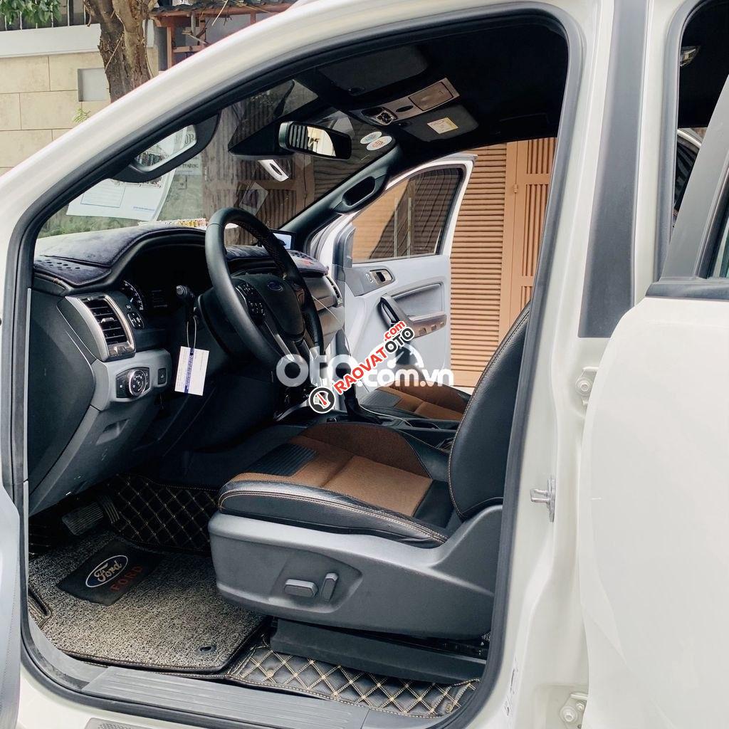 Xe Ford Ranger Wildtrak  3.2 năm 2018, màu trắng, xe nhập còn mới-5