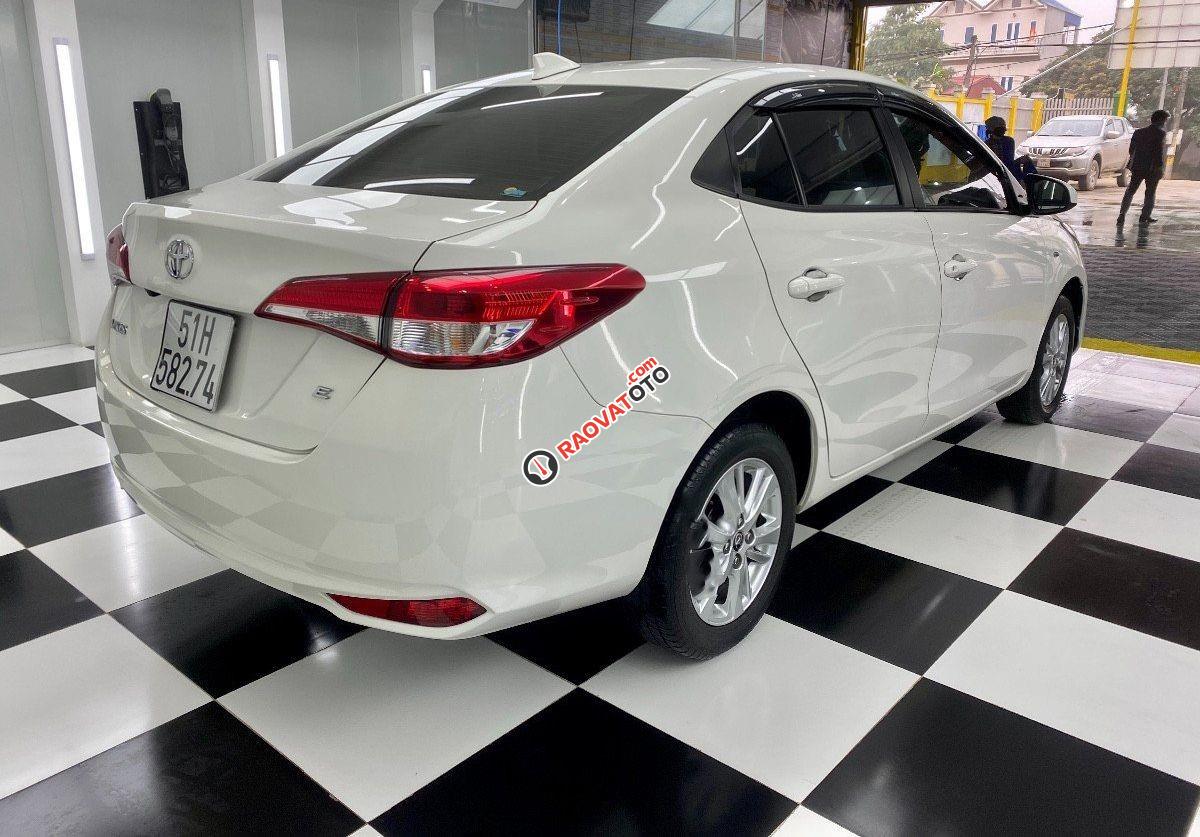Cần bán Toyota Vios 1.5E sản xuất 2019, màu trắng giá cạnh tranh-0
