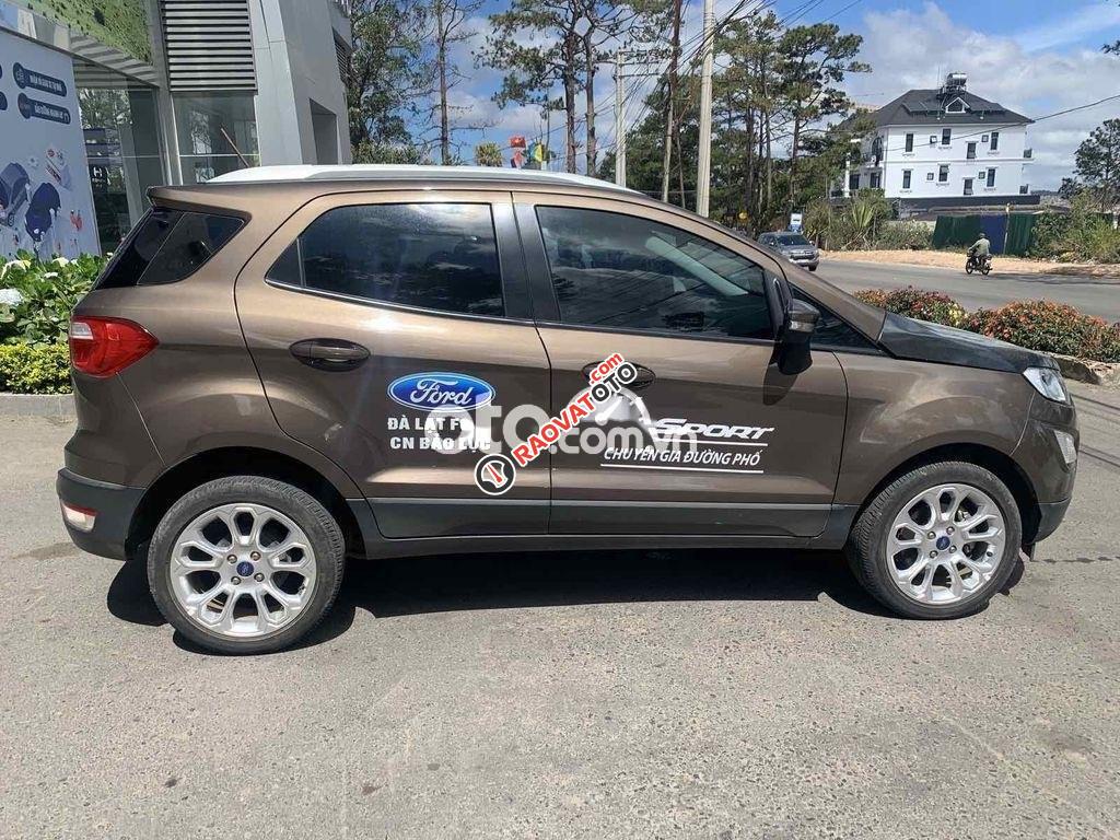 Bán ô tô Ford EcoSport 1.5 sản xuất năm 2020, màu nâu còn mới, 595tr-0