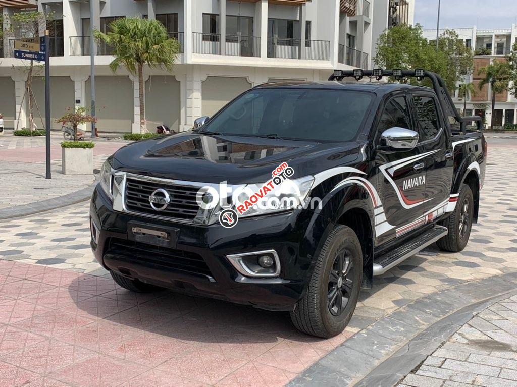 Bán Nissan Navara EL năm sản xuất 2017, màu đen, nhập khẩu còn mới, giá tốt-0