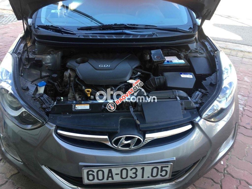 Cần bán Hyundai Avante 1.6AT sản xuất 2010-9