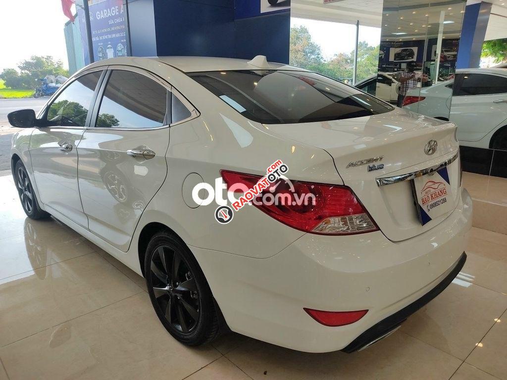 Bán Hyundai Accent 1.4AT sản xuất năm 2013, màu trắng, xe nhập, giá chỉ 350 triệu-5