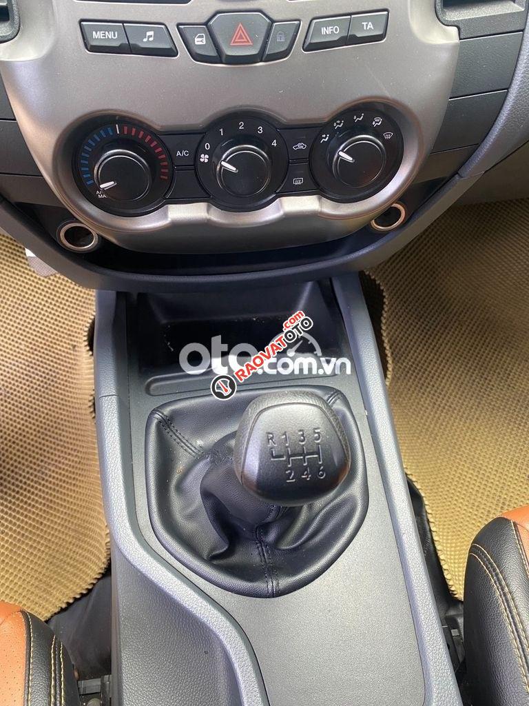 Cần bán lại xe Ford Ranger XLS năm sản xuất 2017, màu trắng, nhập khẩu nguyên chiếc còn mới-7