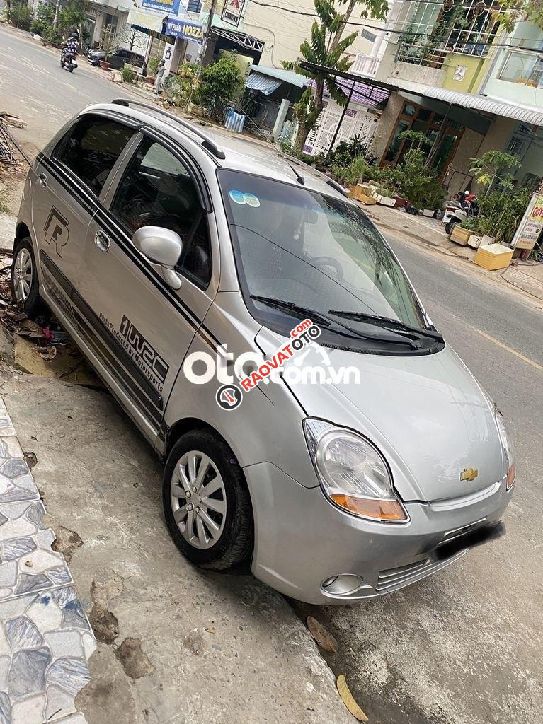 Bán Chevrolet Spark LT sản xuất 2009, màu bạc chính chủ, giá 98tr-1