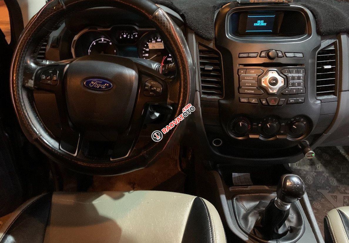Bán Ford Ranger XLS MT sản xuất năm 2016, màu xám, xe nhập còn mới giá cạnh tranh-1