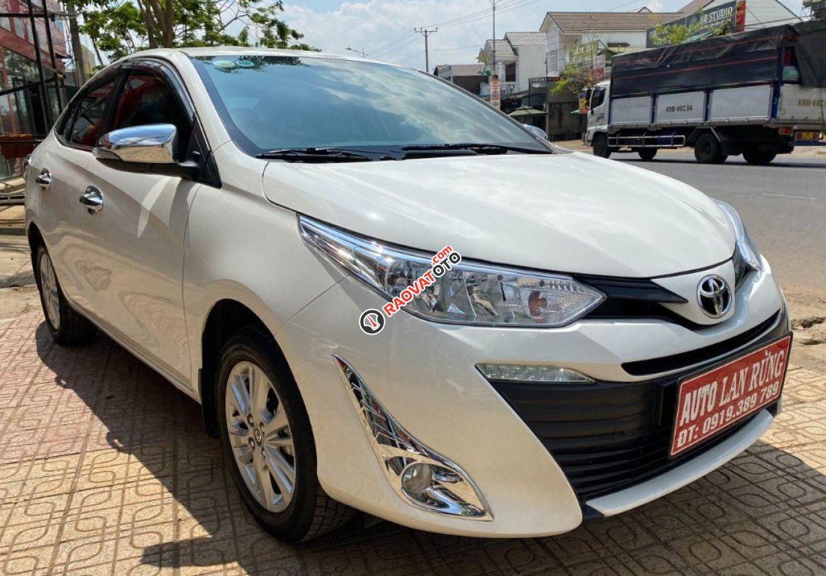 Bán Toyota Vios E sản xuất 2020, màu trắng số tự động-2