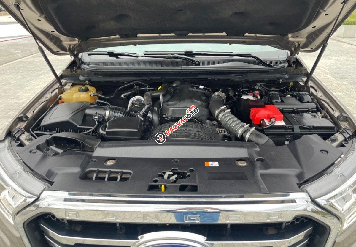 Bán Ford Ranger XLT sản xuất 2020, màu xám, nhập khẩu nguyên chiếc còn mới, giá 785tr-3