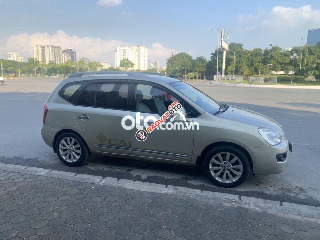 Cần bán lại xe Kia Carens 2.0 MT năm sản xuất 2011-3