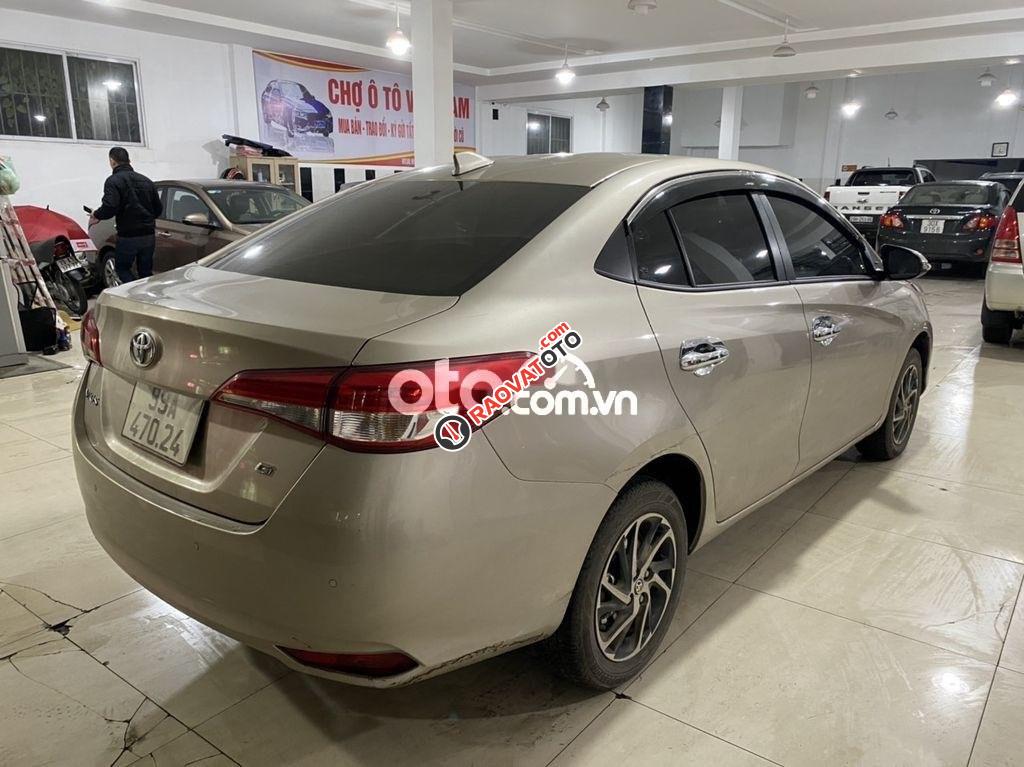 Cần bán lại xe Toyota Vios 1.5G năm sản xuất 2021, màu bạc, giá 540tr-0