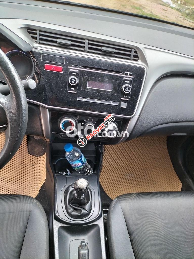 Cần bán xe Honda City MT sản xuất năm 2016, màu xám-6