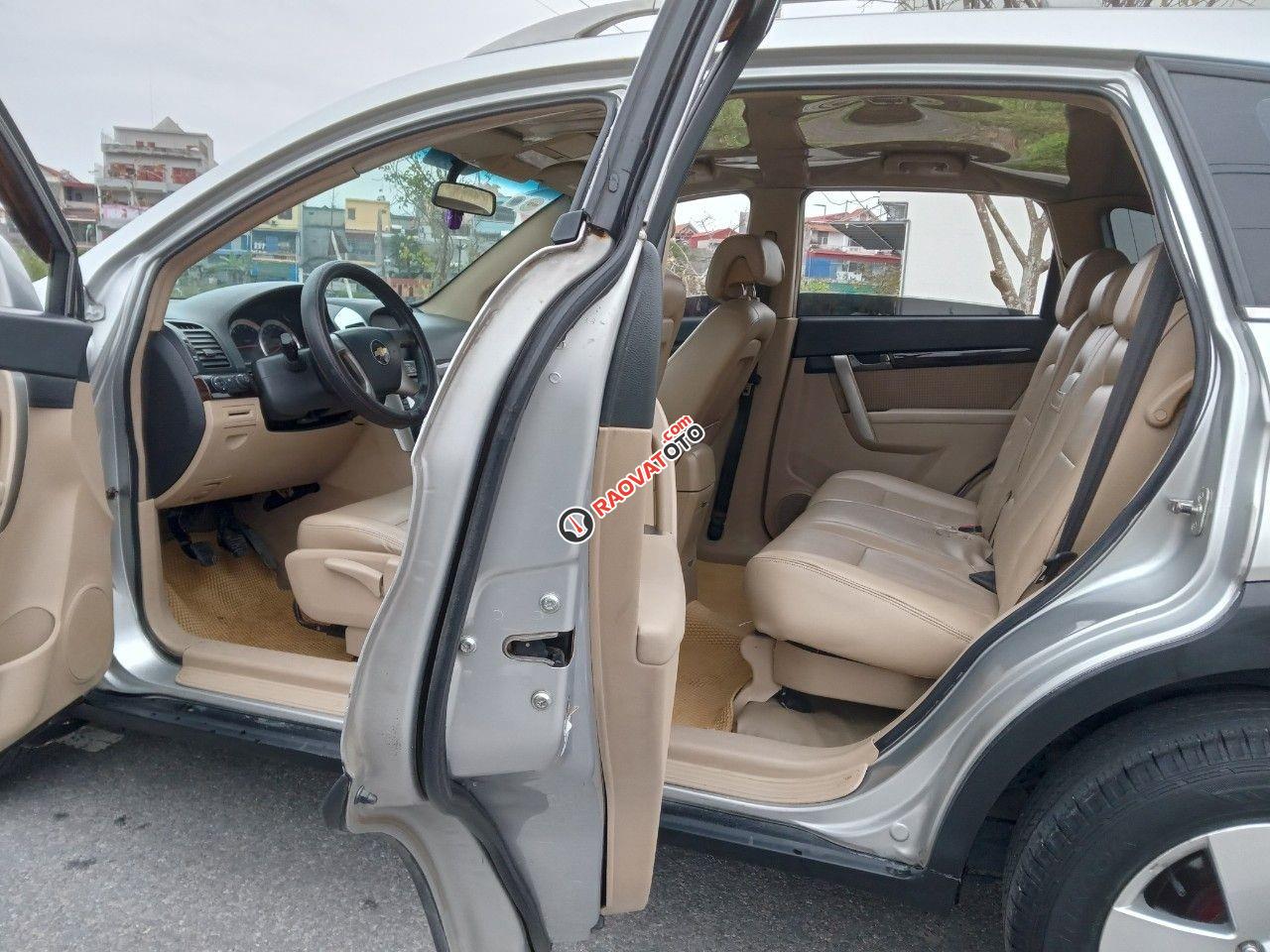 Bán Chevrolet Captiva Maxx LT, số sàn máy dầu năm sản xuất 2009, màu bạc, xe cam kết chất lượng-7