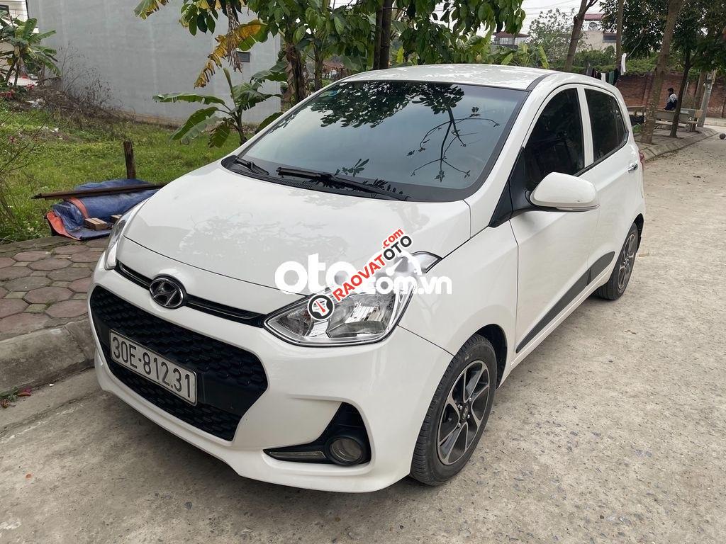 Bán Hyundai Grand i10 1.2AT năm sản xuất 2017, màu trắng-10