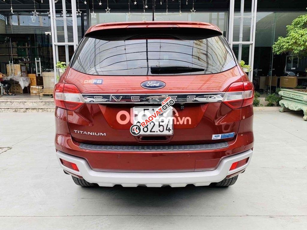 Cần bán xe Ford Everest Trend năm 2017, màu đỏ, xe nhập-3