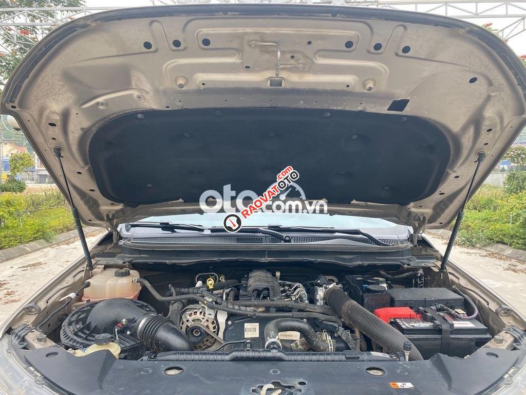 Cần bán lại xe Ford Ranger XLS 2.2L 4x2 MT sản xuất năm 2017, màu xám, nhập khẩu nguyên chiếc, 515tr-1