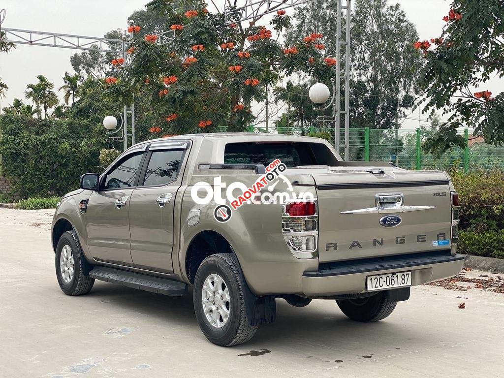 Cần bán lại xe Ford Ranger XLS 2.2L 4x2 MT sản xuất năm 2017, màu xám, nhập khẩu nguyên chiếc, 515tr-7