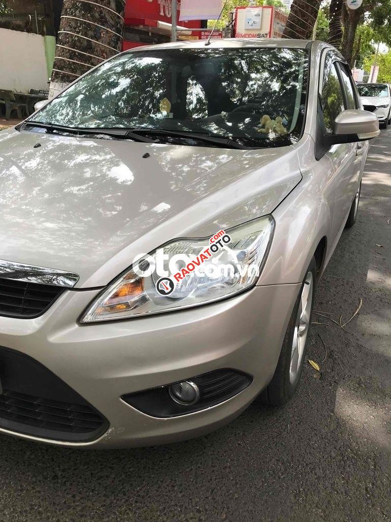 Cần bán xe Ford Focus 1.8L sản xuất 2011 số tự động-2