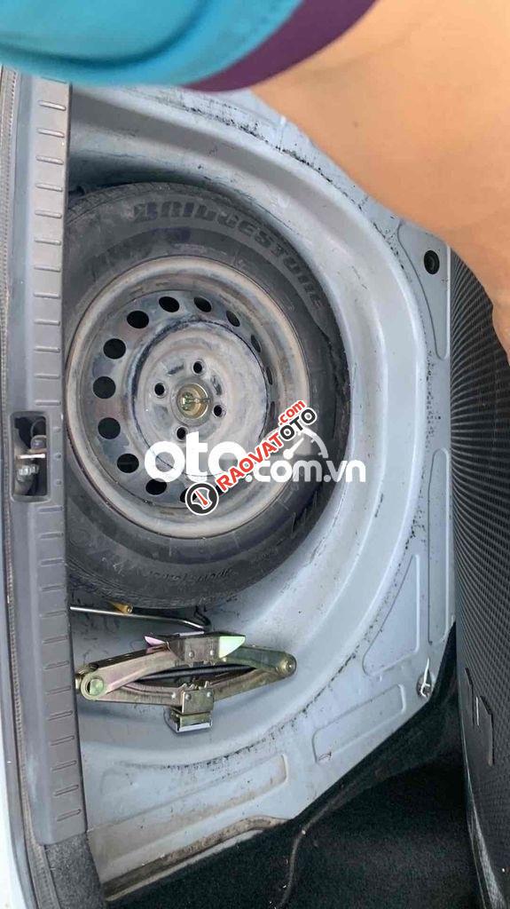 Bán Toyota Corolla GLI sản xuất 2003, màu trắng, xe nhập, 255tr-2