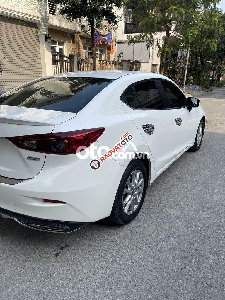 Bán xe Mazda 3 1.5 năm 2018, màu trắng, giá chỉ 570 triệu-2