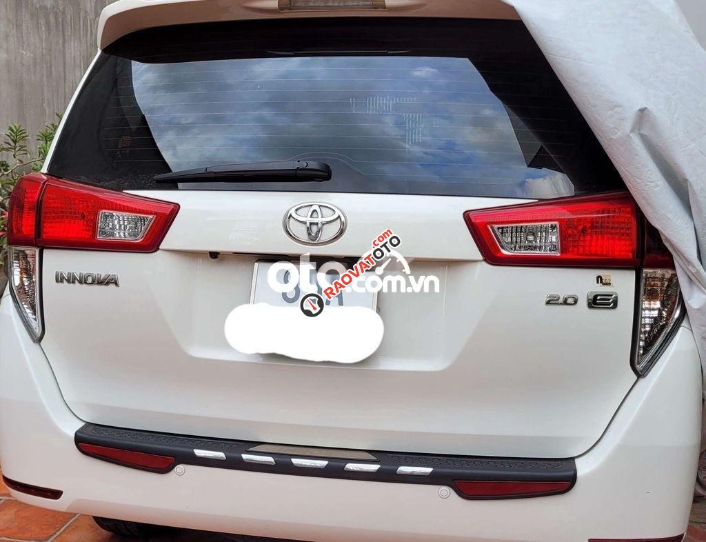 Cần bán xe Toyota Innova E 2.0 MT sản xuất 2019, màu trắng, giá tốt-3