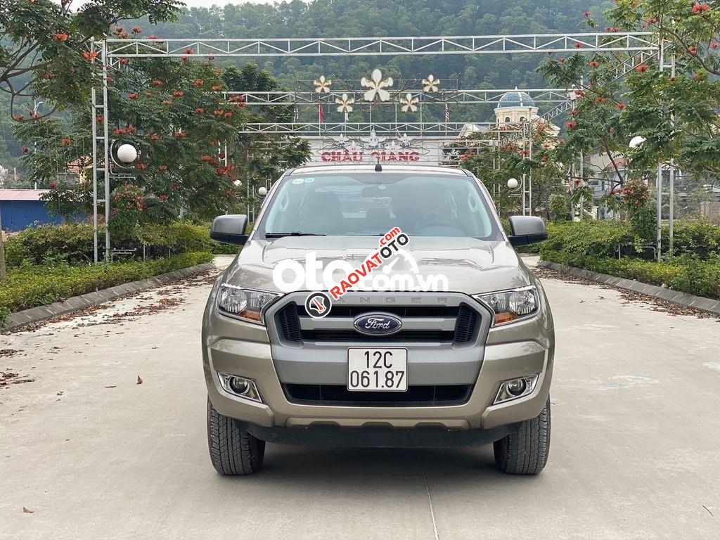 Cần bán lại xe Ford Ranger XLS 2.2L 4x2 MT sản xuất năm 2017, màu xám, nhập khẩu nguyên chiếc, 515tr-8