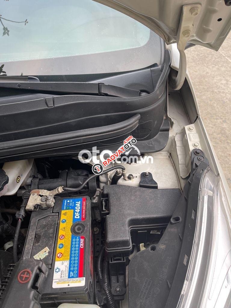 Bán Hyundai Grand i10 1.2AT năm sản xuất 2017, màu trắng-8