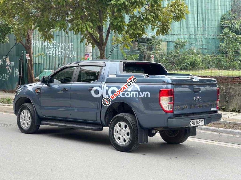 Bán Ford Ranger XLS sản xuất năm 2018, màu xanh lam, nhập khẩu-7