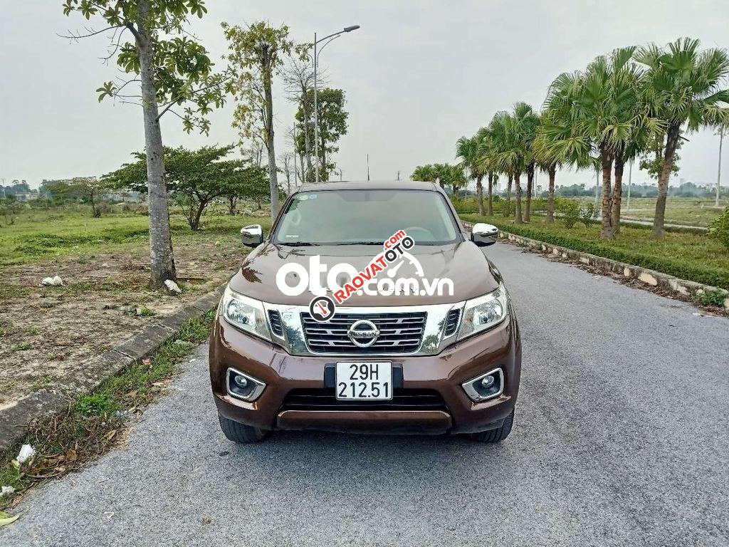 Xe Nissan Navara EL sản xuất năm 2017, màu nâu, nhập khẩu, giá tốt-1