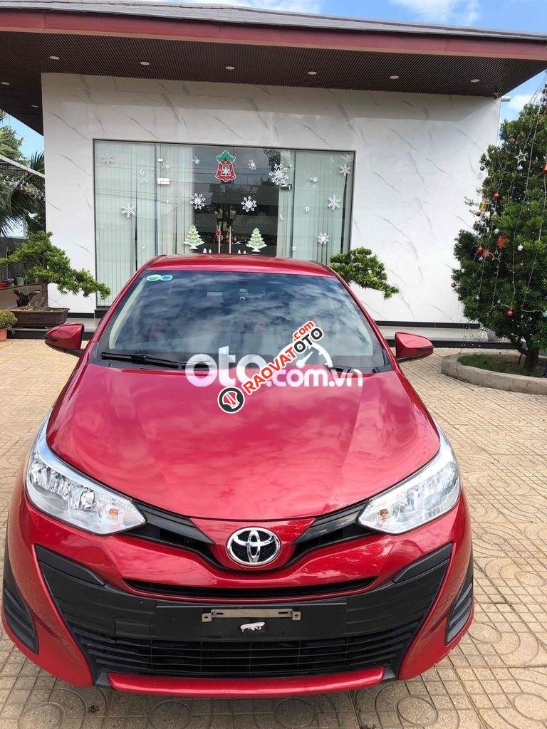 Bán xe Toyota Vios MT năm 2018, màu đỏ, giá 378tr-1