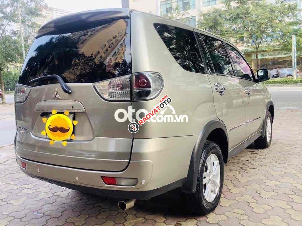 Cần bán lại xe Mitsubishi Zinger GLS sản xuất năm 2011, màu bạc -8