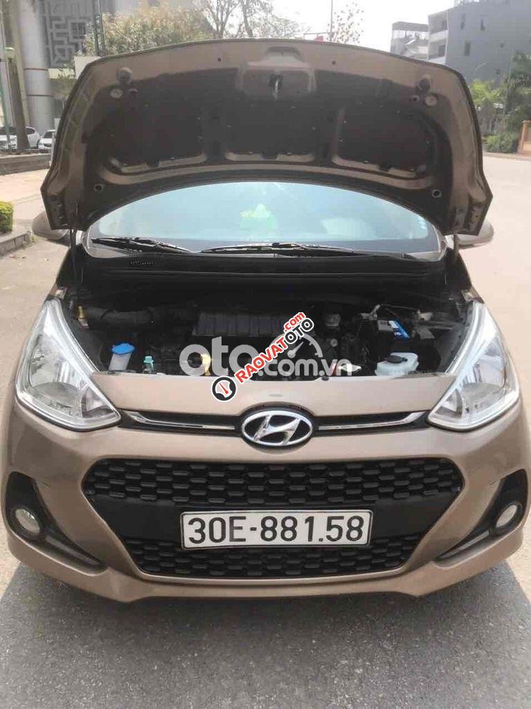 Cần bán lại xe Hyundai Grand i10 1.2AT năm sản xuất 2017-3