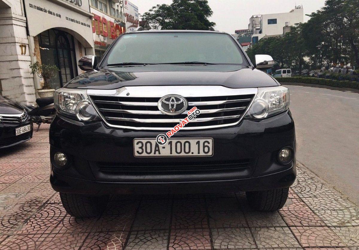 Cần bán lại xe Toyota Fortuner 2.7V năm sản xuất 2014, màu đen-8