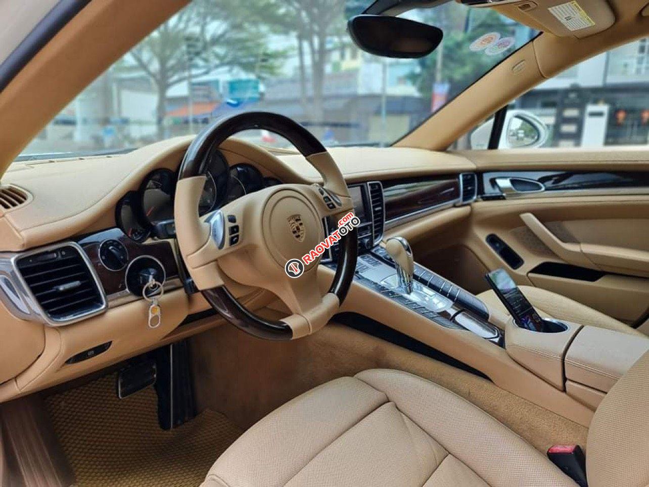 Cần bán xe Porsche Panamera 3.0 V6 màu trắng, năm sản xuất 2009, cam kết xe nguyên bản-7