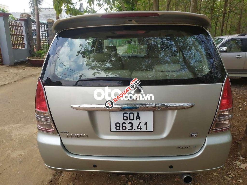 Bán Toyota Innova 2.0G sản xuất 2006, màu bạc, giá chỉ 230 triệu-0