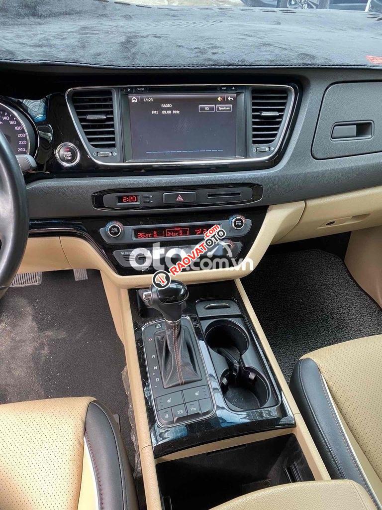 Cần bán lại xe Kia Sedona 3.3 GATH sản xuất 2016, 698 triệu-5