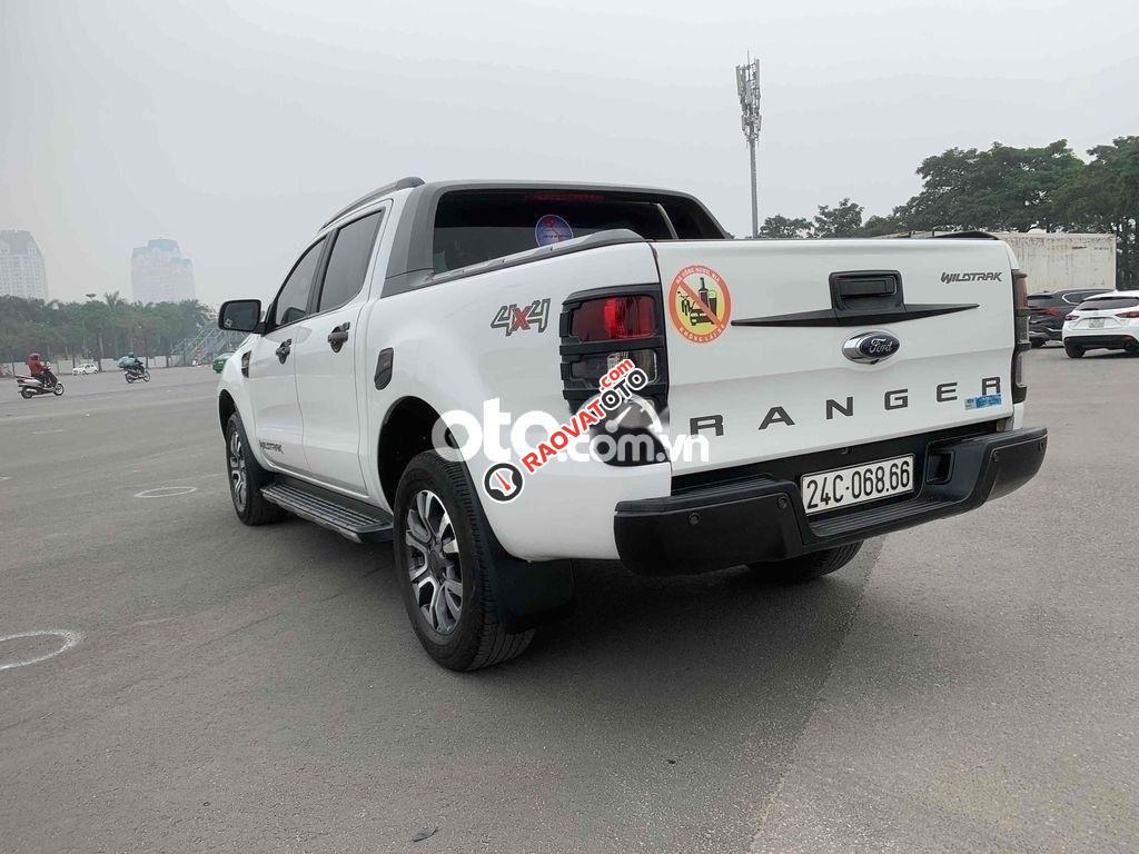 Bán Ford Ranger Wildtrak 3.2 4x4 AT sản xuất năm 2016, màu trắng, nhập khẩu-9