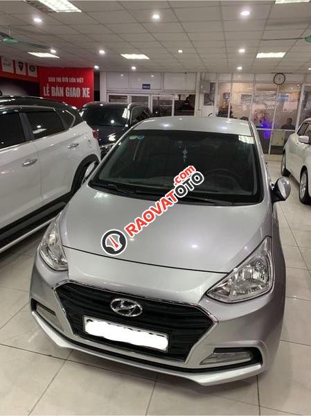 Bán Hyundai Grand i10 1.2AT năm sản xuất 2017, màu bạc giá cạnh tranh-3