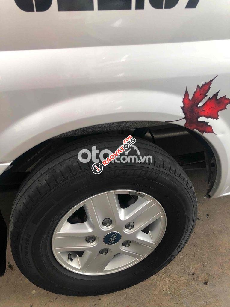 Bán Ford Transit SVP năm 2017, màu bạc, nhập khẩu-4