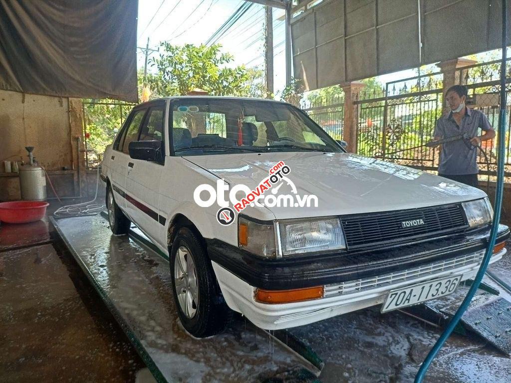 Cần bán lại xe Toyota Corolla sản xuất năm 1985, màu trắng, nhập khẩu-4