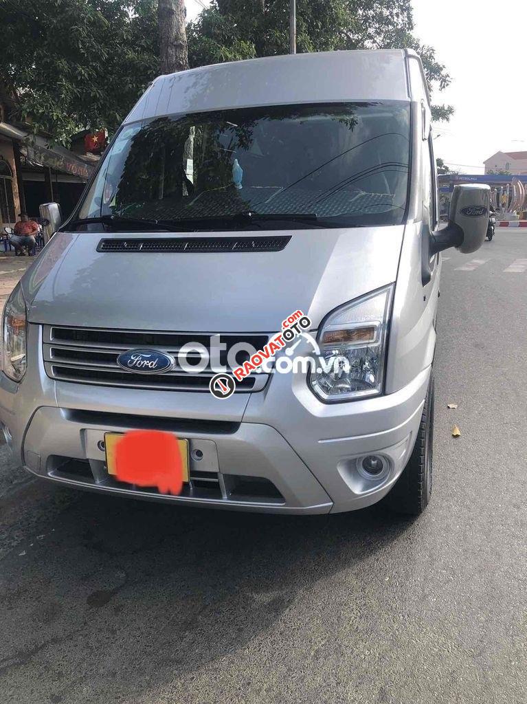 Bán Ford Transit SVP năm 2017, màu bạc, nhập khẩu-11