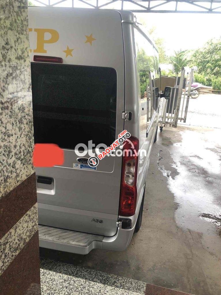 Bán Ford Transit SVP năm 2017, màu bạc, nhập khẩu-7