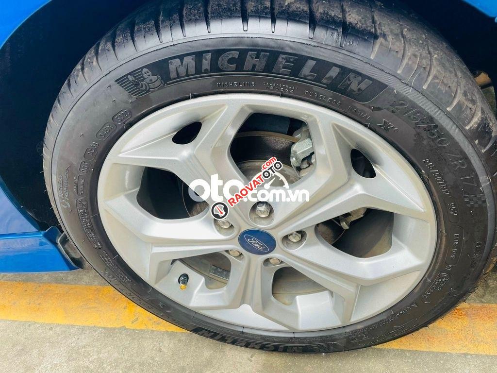 Bán xe Ford Focus 2.0L năm sản xuất 2014, giá tốt-0