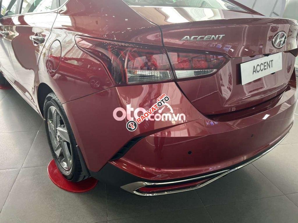Bán ô tô Hyundai Accent 1.4AT năm sản xuất 2022, màu đỏ, giá 542tr-5