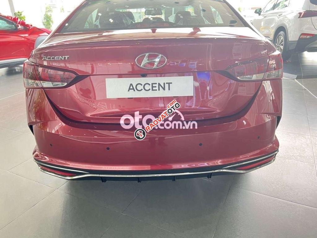 Bán ô tô Hyundai Accent 1.4AT năm sản xuất 2022, màu đỏ, giá 542tr-8