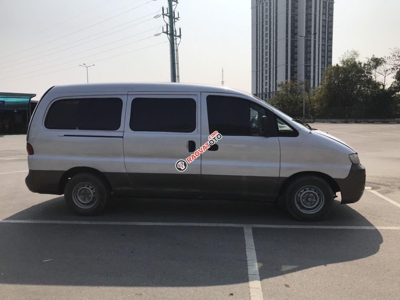 Bán Hyundai Starex sản xuất 2001, 3 chỗ ngồi, thùng rộng rãi, giá rẻ-2