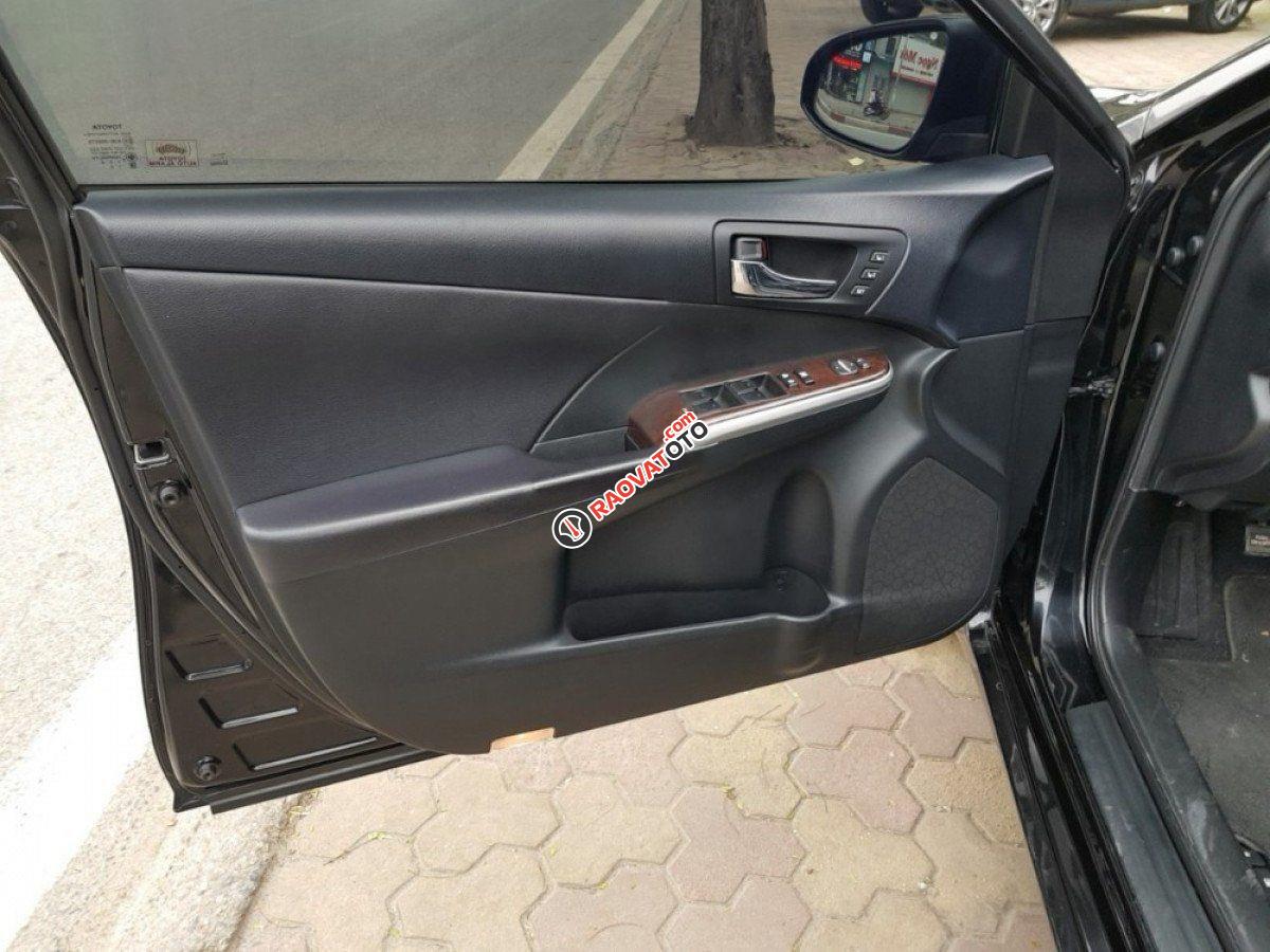 Bán ô tô Toyota Camry 2.5Q sản xuất năm 2017, màu đen đẹp như mới, 830 triệu-0