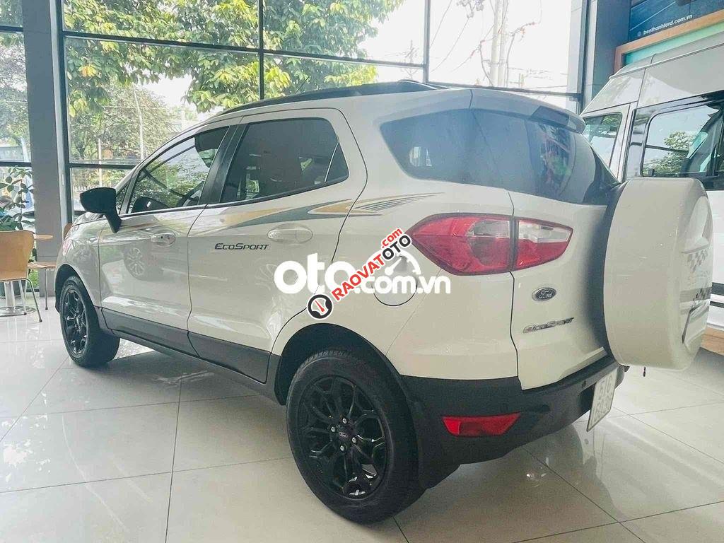 Cần bán xe Ford EcoSport 1.5L Titanium sản xuất 2018, màu trắng, xe nhập-3