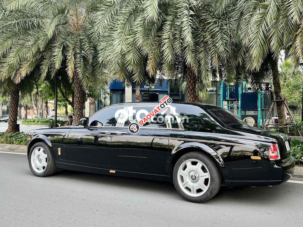 Bán Rolls-Royce Phantom EWB năm sản xuất 2014, màu đen, xe nhập như mới-6