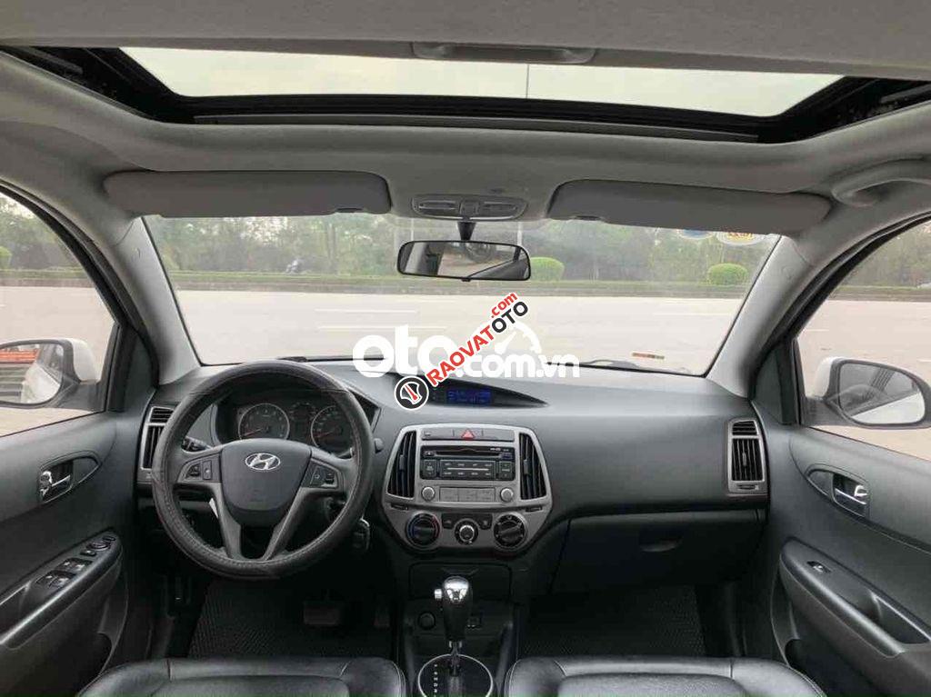 Xe Hyundai i20 sản xuất năm 2014, màu trắng, nhập khẩu-4